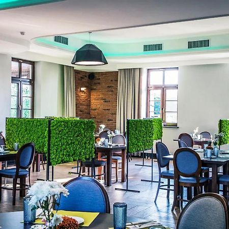 Dwór Karwacz Acomodação com café da manhã Przasnysz Exterior foto