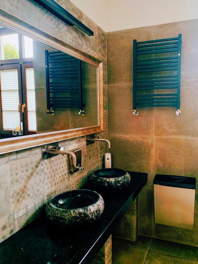 Dwór Karwacz Acomodação com café da manhã Przasnysz Exterior foto
